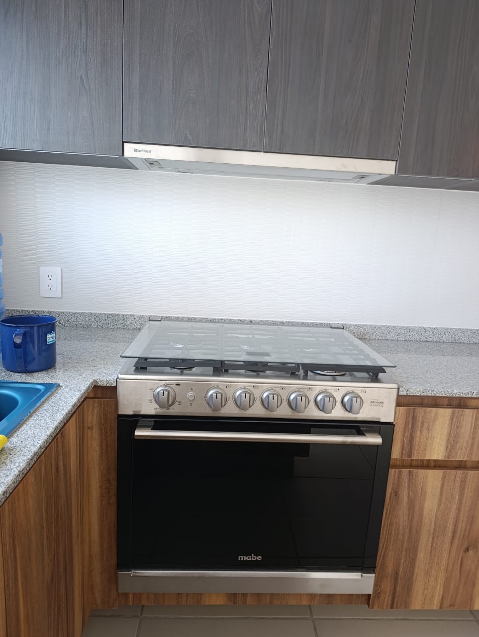 Casa nueva en renta cerca del Iteso | 3 habitaciones con baño, muy equipada. - Imagen 5