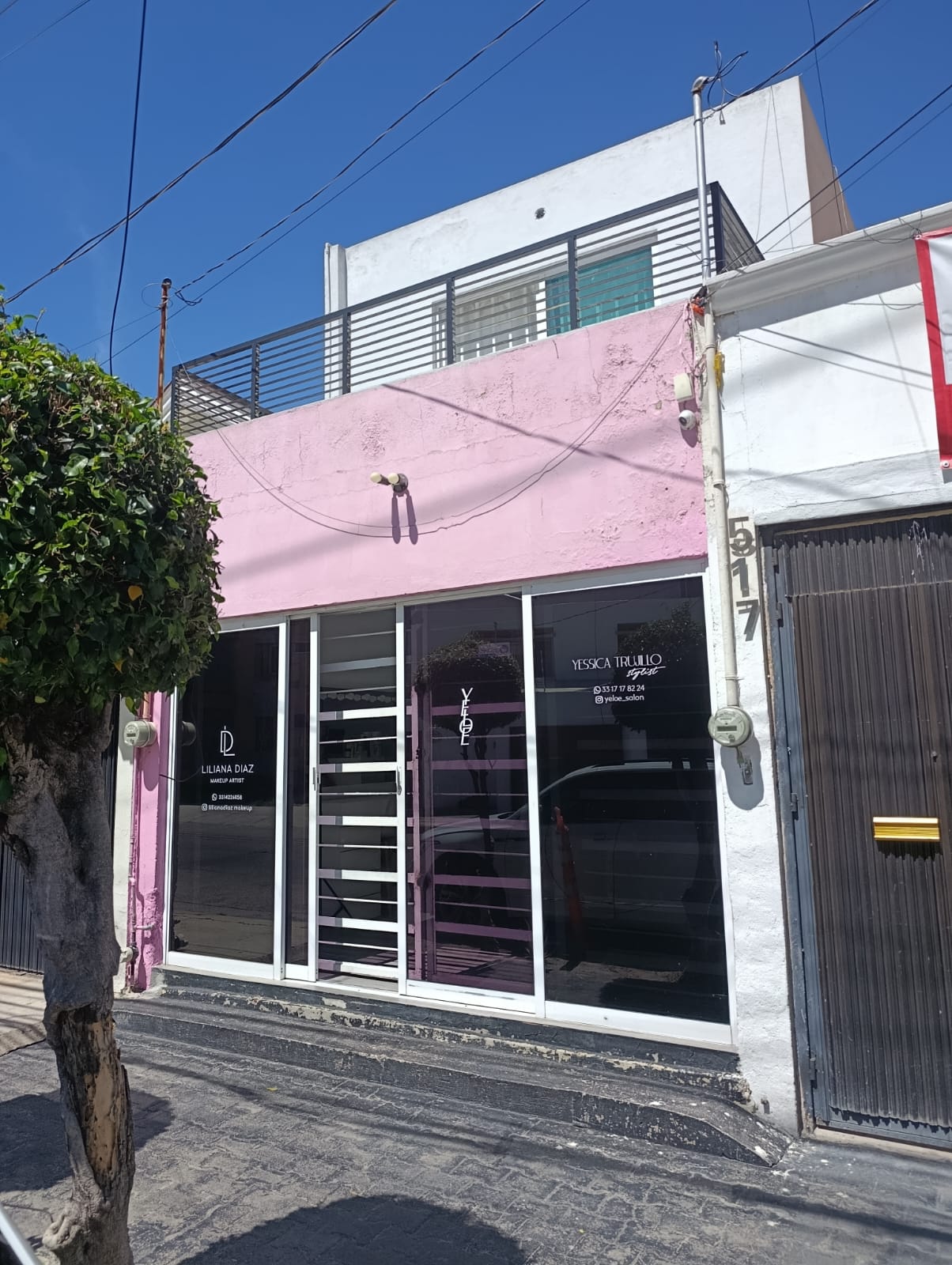 Casa en Venta en Dante Alighieri, Zapopan cerca de Plaza Galerias | Uso Comercial e Inversión - Imagen 3