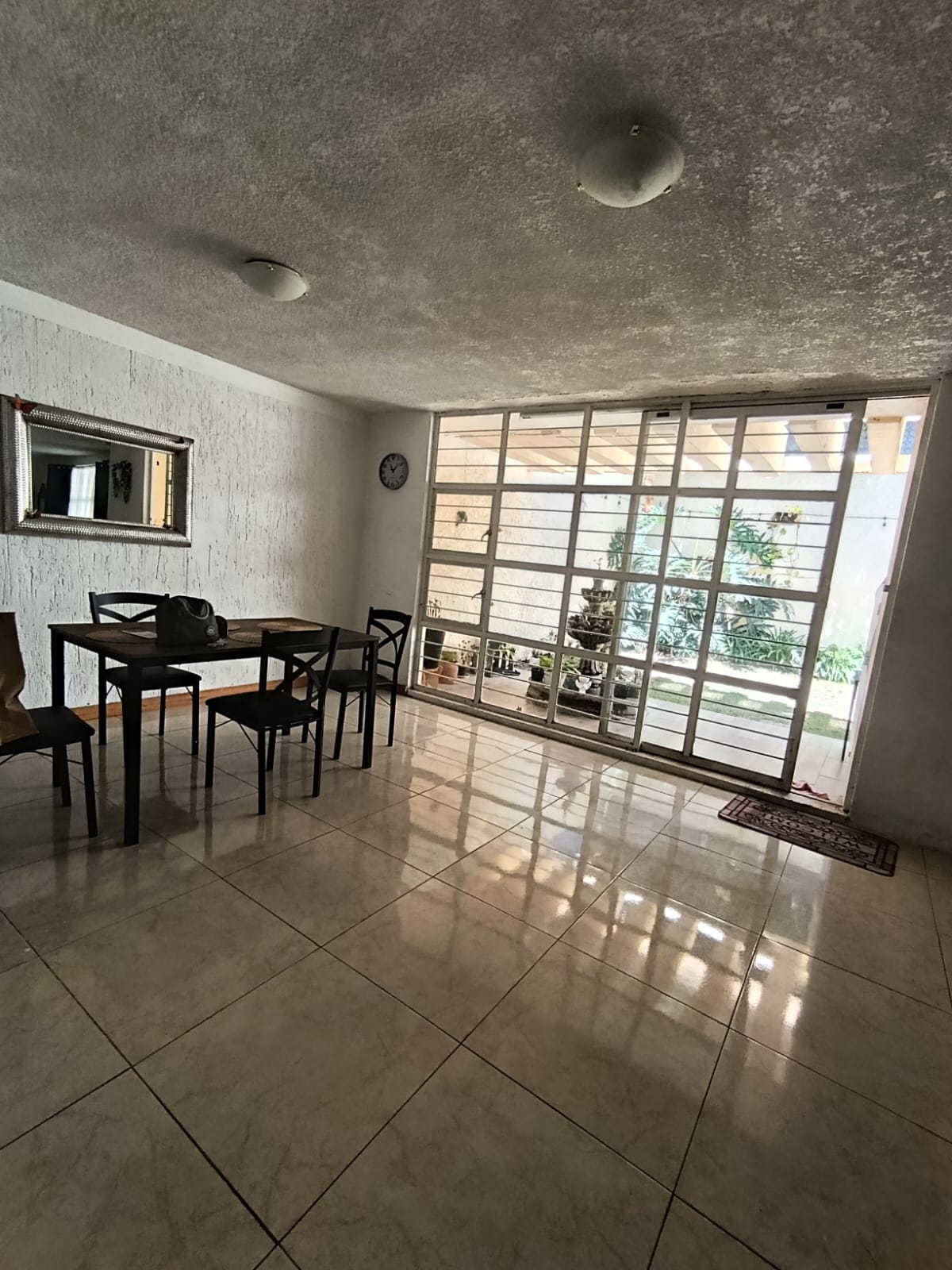 Casa en Venta en Dante Alighieri, Zapopan cerca de Plaza Galerias | Uso Comercial e Inversión - Imagen 8