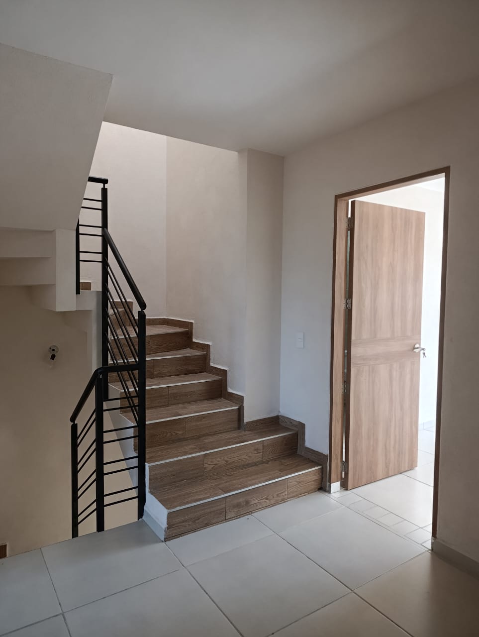 Casa nueva en renta cerca del Iteso | 3 habitaciones con baño, muy equipada. - Imagen 11